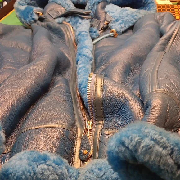 Stylish Blue Faux Leather Bomber Jacket - Picture 1 of 2